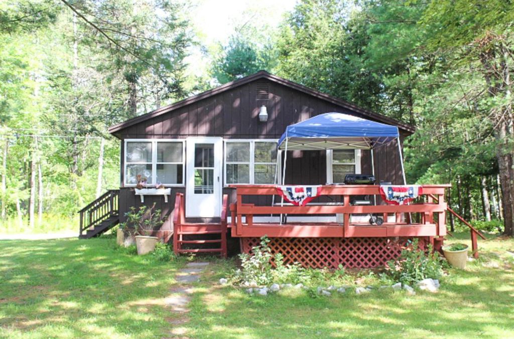 Moultonborough House | Balmoral Getaway