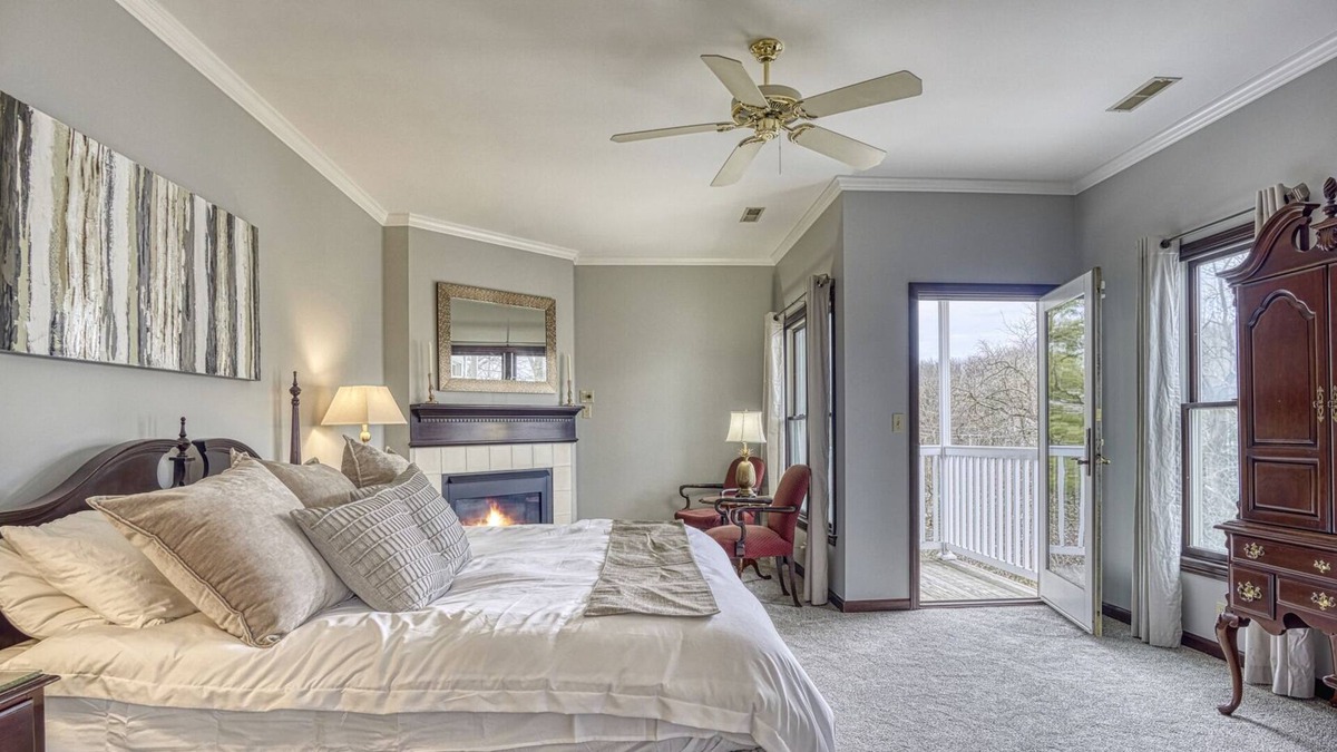 Valparaiso Apartment | Balmoral Suite in Aberdeen
