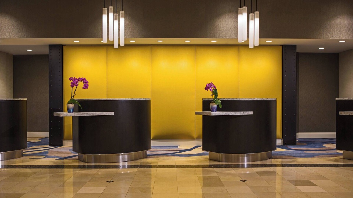 Downtown West Hotel | Baltimore Marriott Inner Harbor at Camden Yards