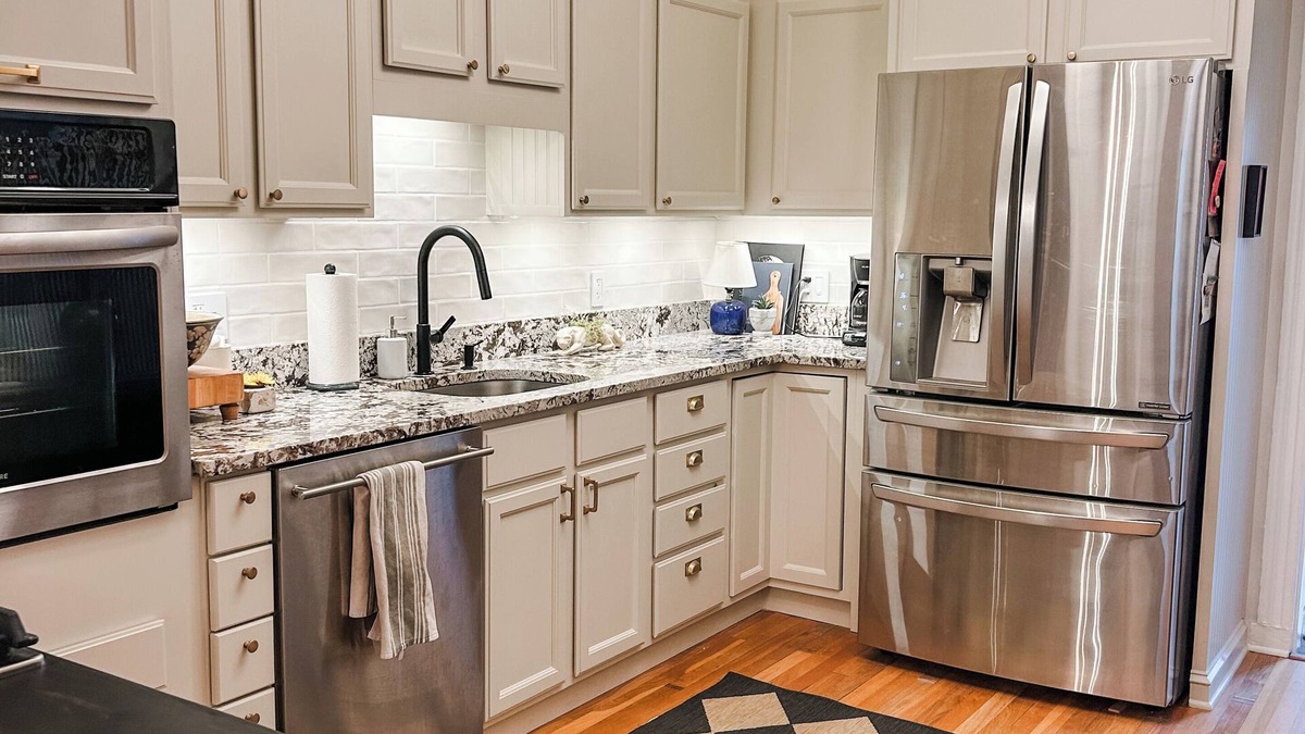 Canton House | Baltimore's Luxury Rowhome Stay