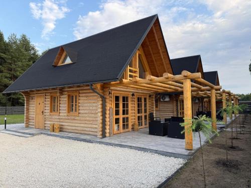 Radawa House | Balujemy w Radawie
