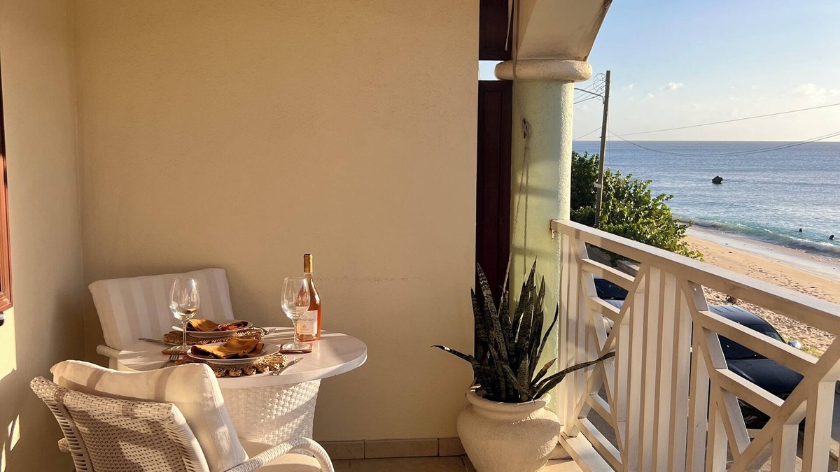 Douglas Apartment | Bamaluz at White Sands, Speightstown. nBeachfront 2 bed apartment.