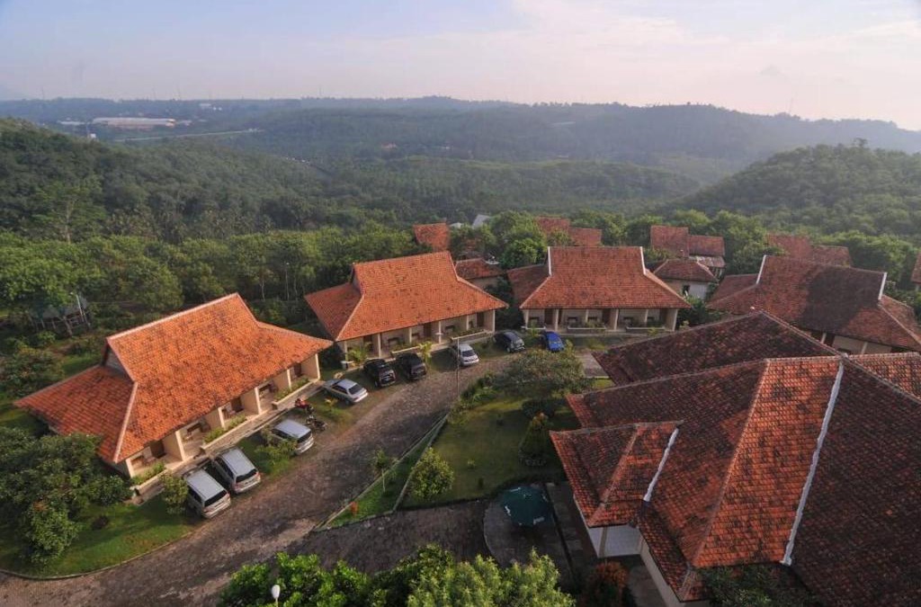 Ambarawa Villa | Banaran 9 Resort Hotel