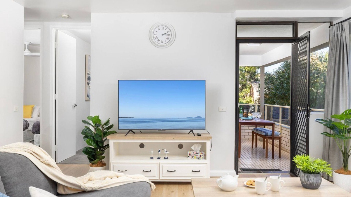 Soldiers Point Apartment | Bangalee 2 at Sunrise – Stay 3, Pay 2!