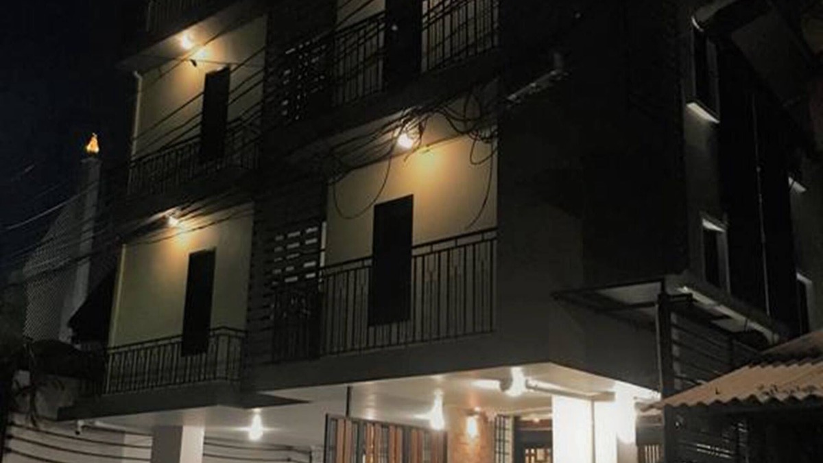 Wat Sam Phraya Hotel | Bangkok Saran Poshtel