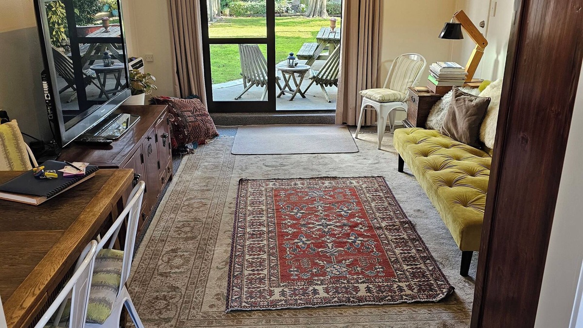 Bluff Hill Apartment | Banleigh Apartment - your home away from home