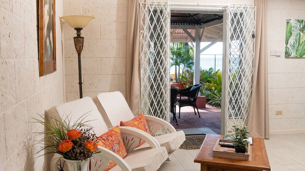 Brighton Apartment | Banyan Beach Studio
