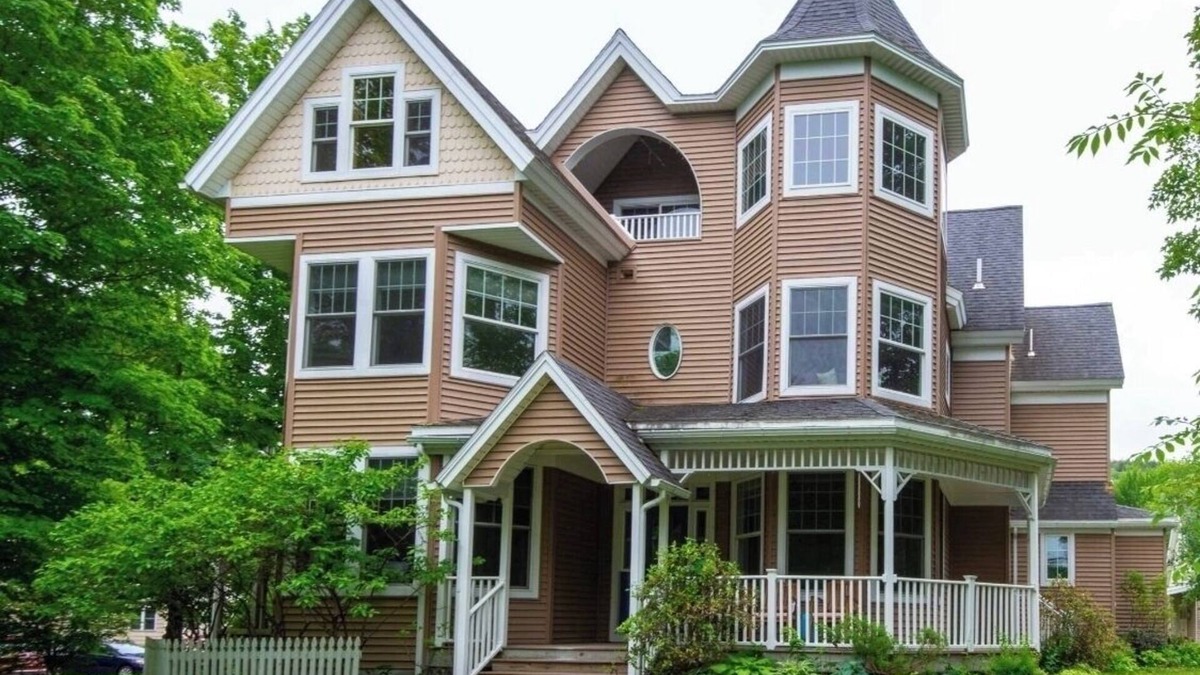 Bar Harbor House | Bar Harbor Beautiful Family Home: 1 minute to Bar Harbor and Acadia Nat’l Park