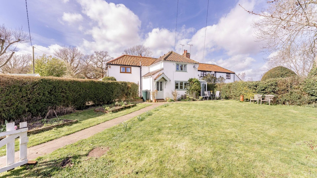 Reepham Apartment | Bar Lane Cottage - sleeps 5 in Reepham
