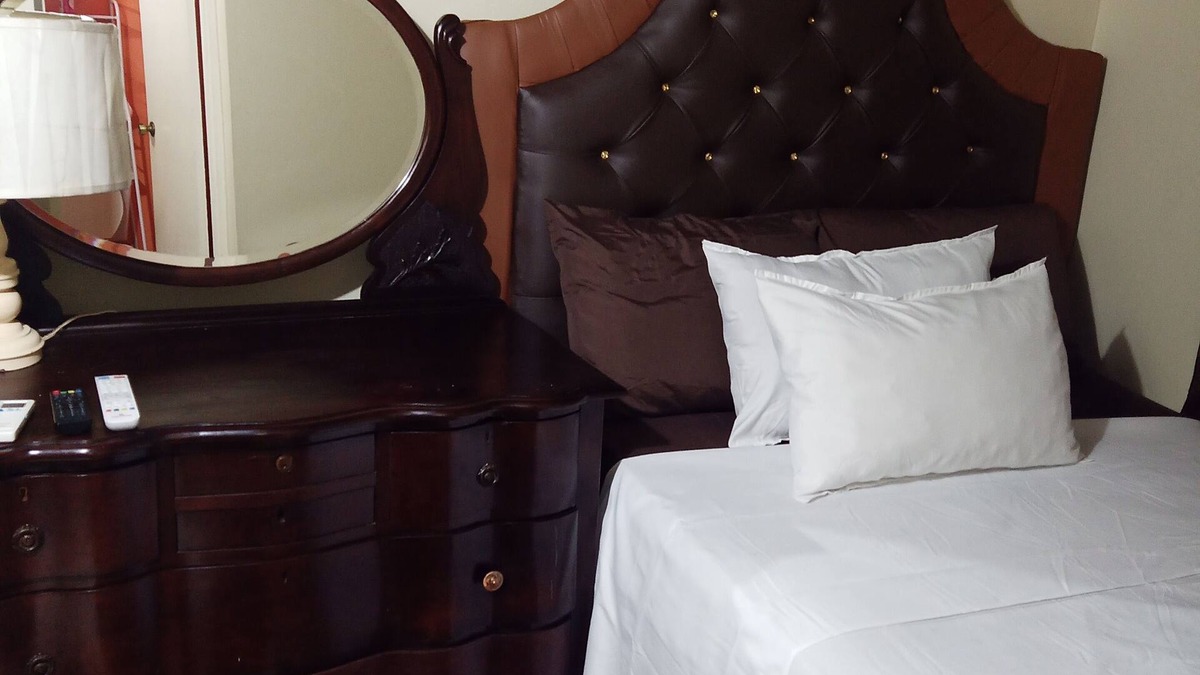 Jack's Hill House | Barbican Bed and Breakfast at Dillsbury