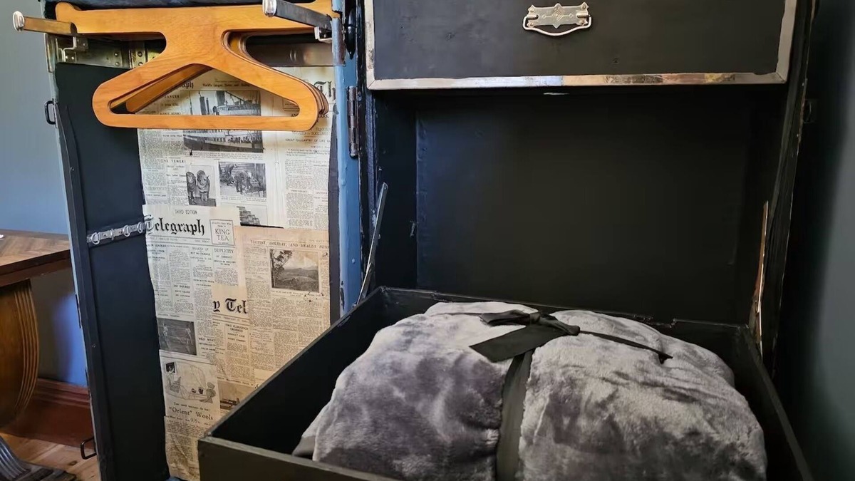 Gunning House | Barbour House - Self Contained BnBnnSharennSave