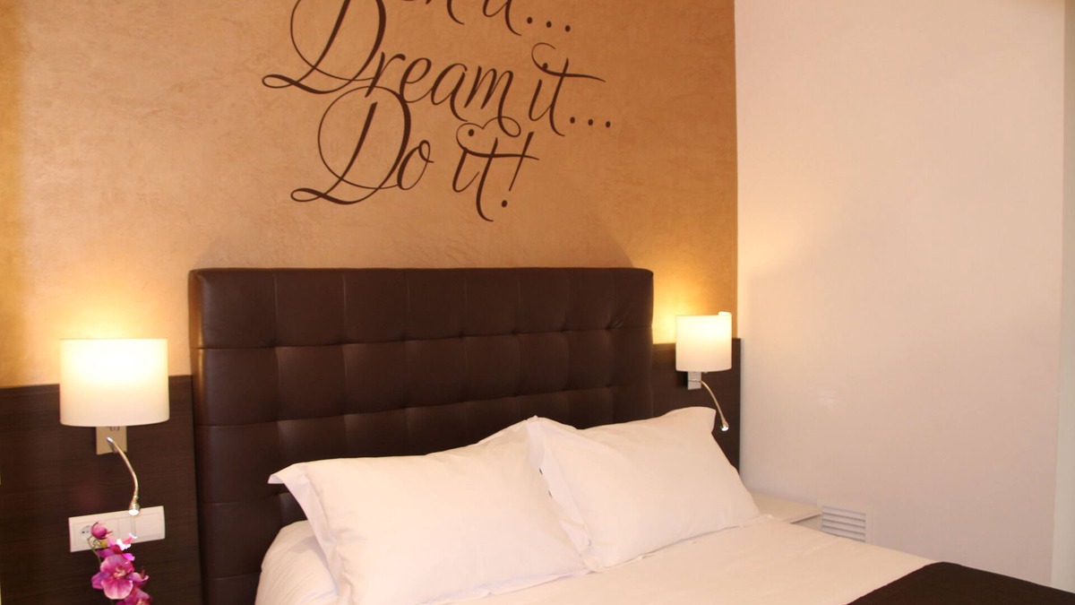 La Font de la Guatlla Apartment | BARCELONA | 2 BEDROOM APT ¦