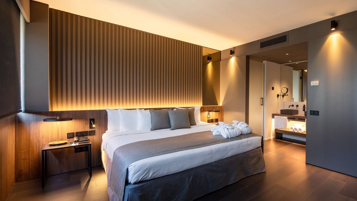 El Prat de Llobregat Hotel | Barcelona Airport Hotel