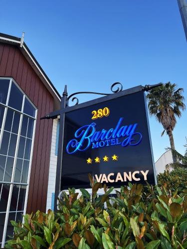 Hamilton North Hotel | Barclay Motel