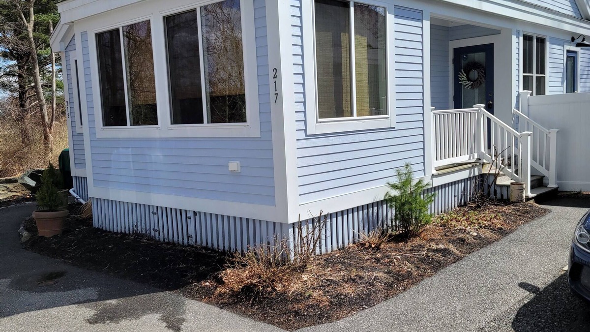 Seaglass Village Cottage | "Barefoot Escape" at Seaglass Village Cottages