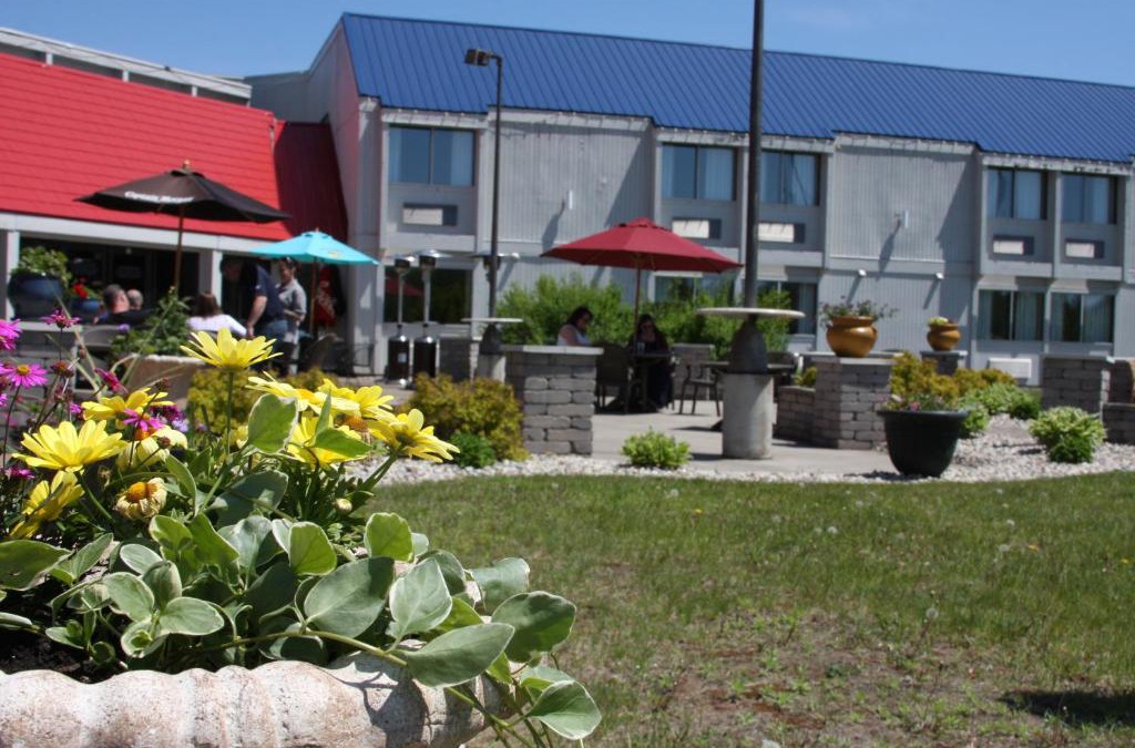 Superior Resort | Barkers Island Inn Resort & Conference Center