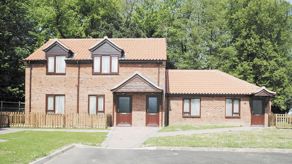 Norwich Cottage | Barley Cottage - W40837