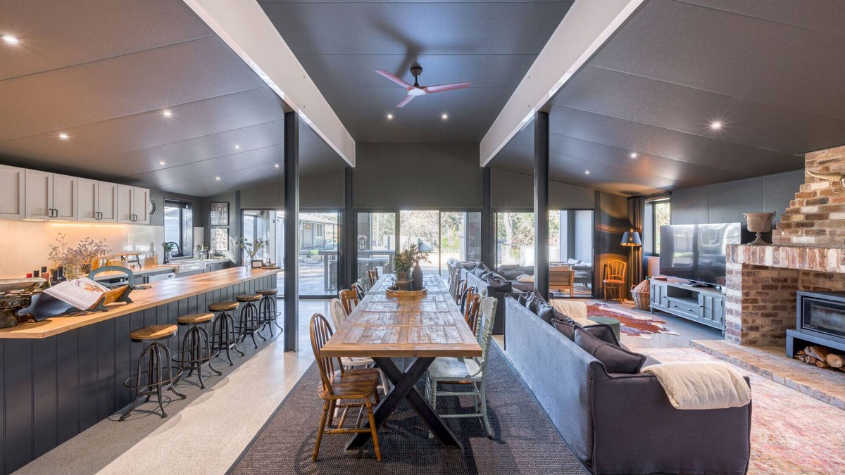 Canyonleigh House | Barn & Cottage In Canyonleigh