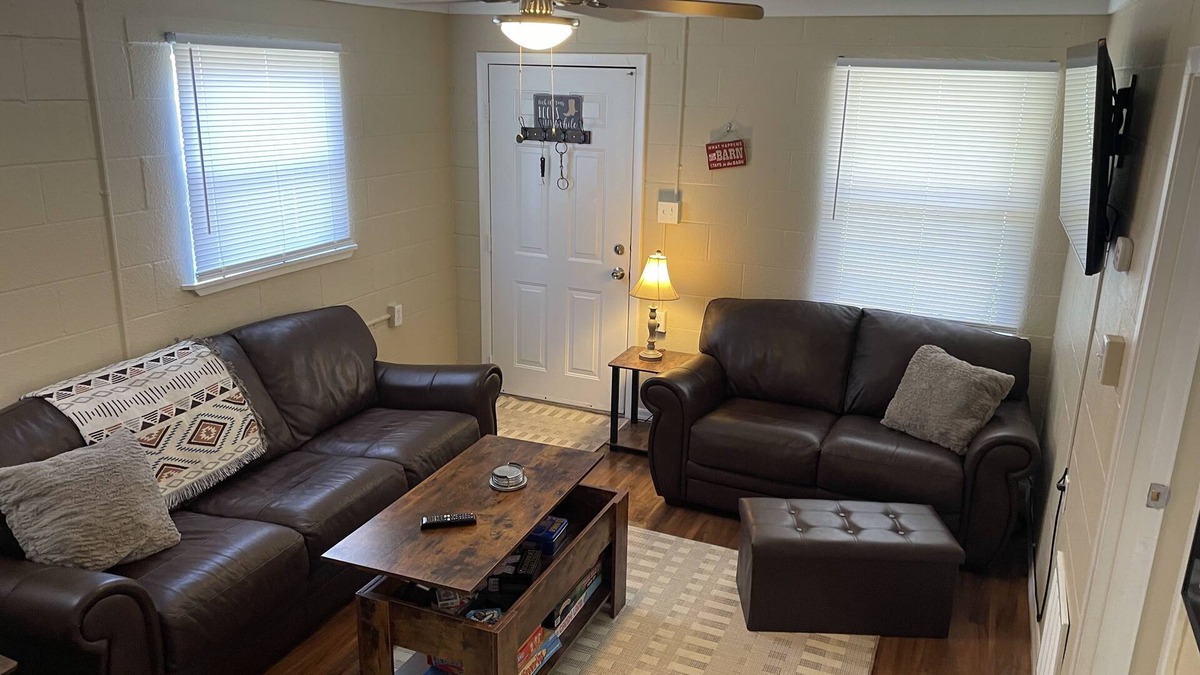 Ocala House | “Barn House of Ocala-Silver Springs”