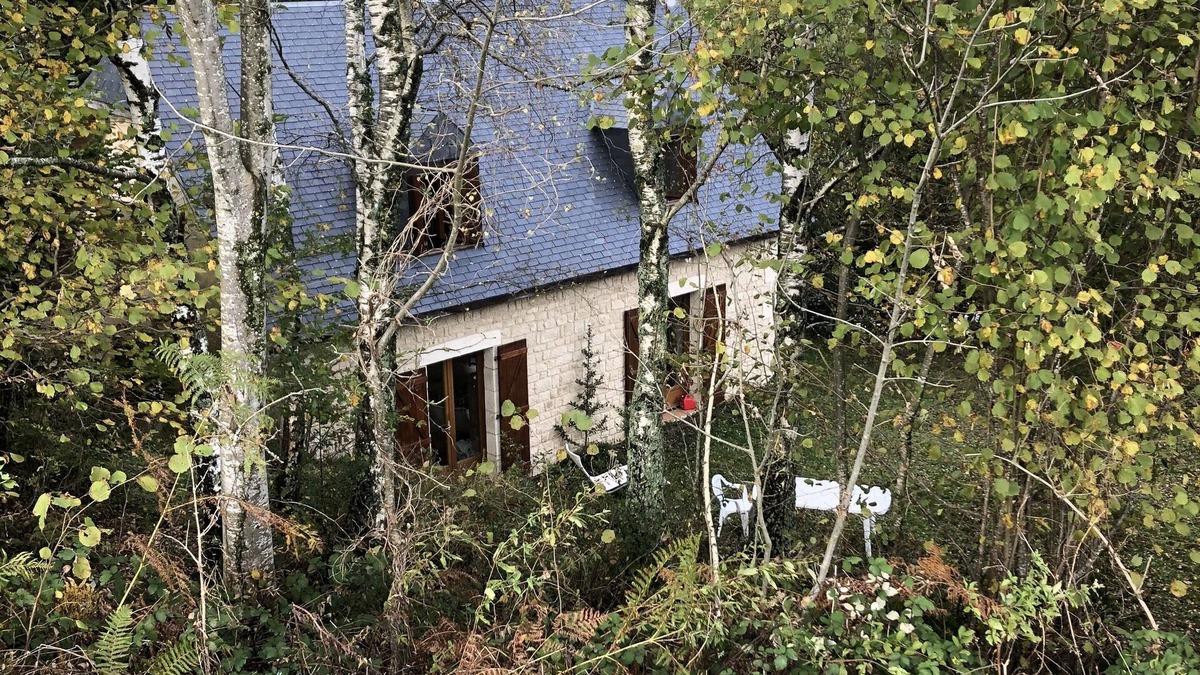 Germs-sur-l'Oussouet House | Barn in a green setting