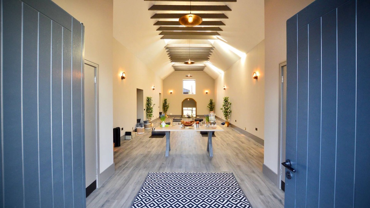 Kippen Other | Barn, large entertainment space +hot tub, sleeps 6