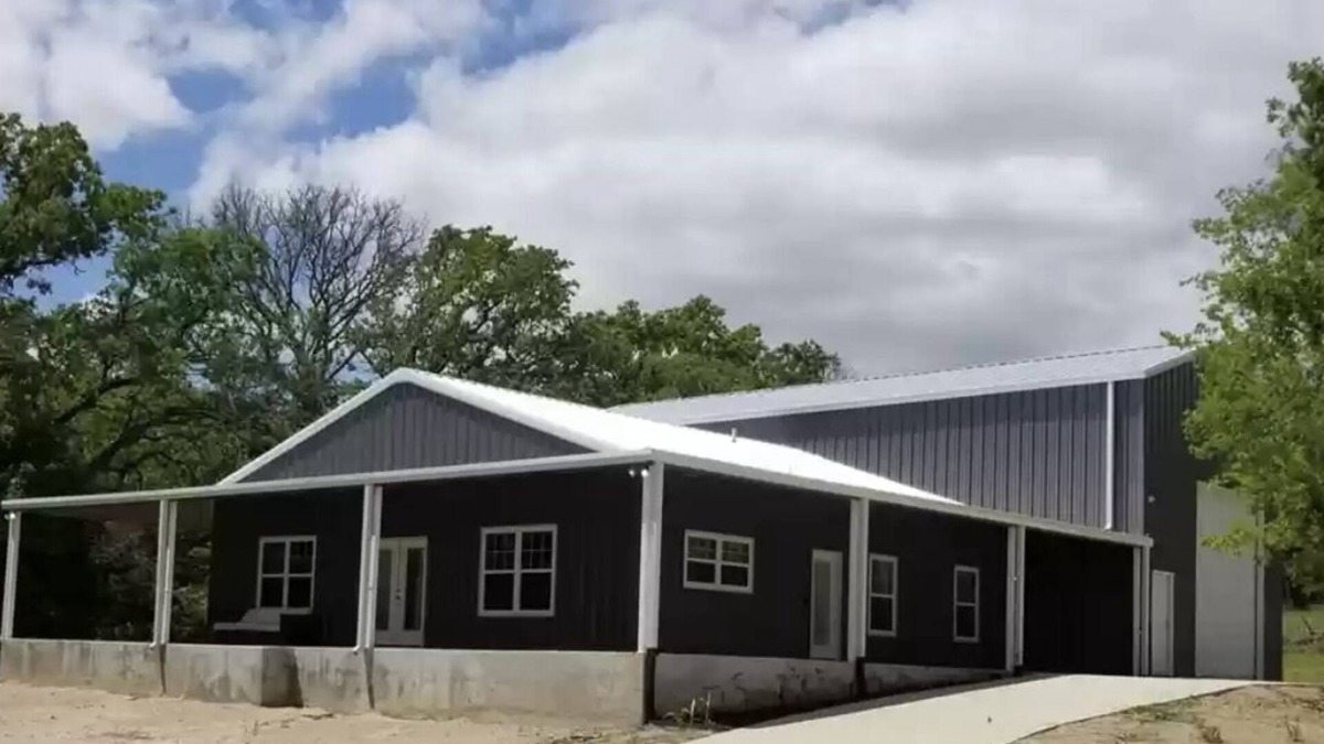 Seven Points House | Barndo at the Lake