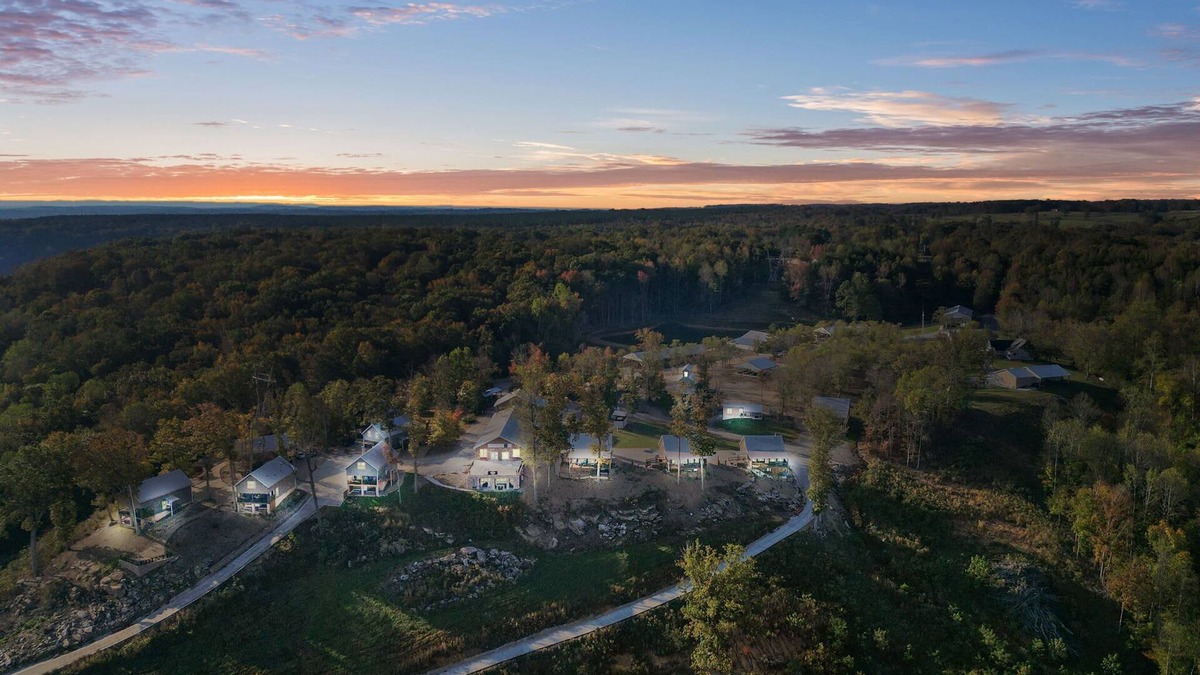 South Pittsburg House | Barndominium at Paradise Pointe