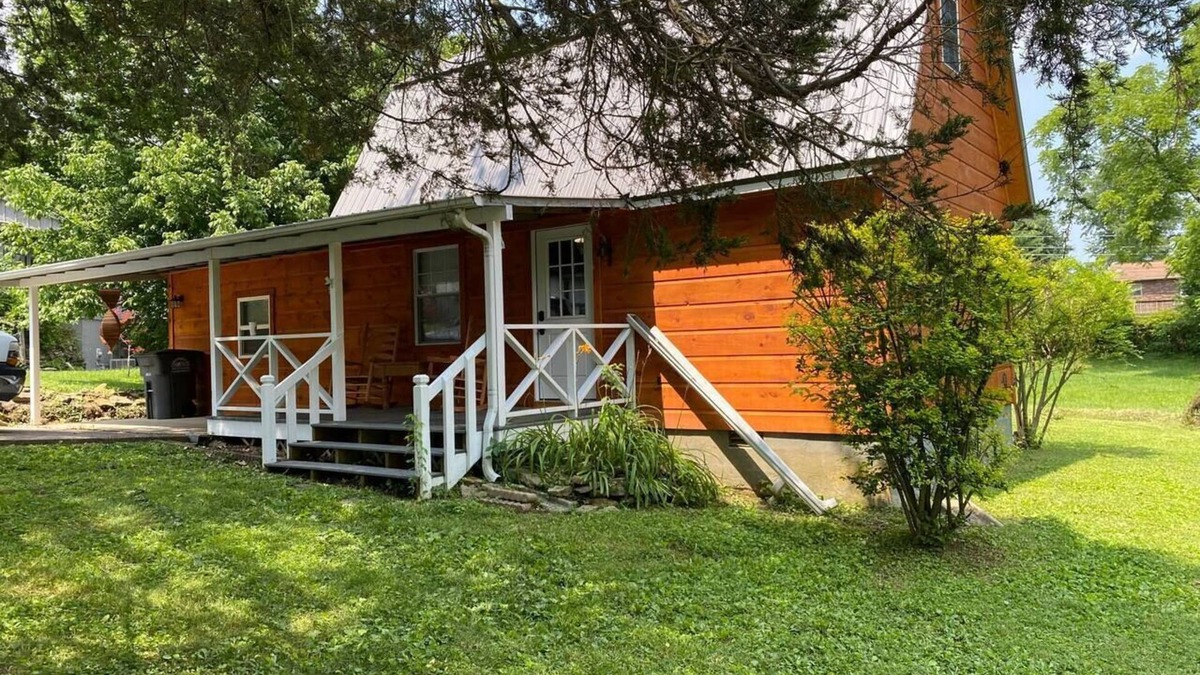 Monterey Cabin | Barnhouse Charm at 1-40 Monterey