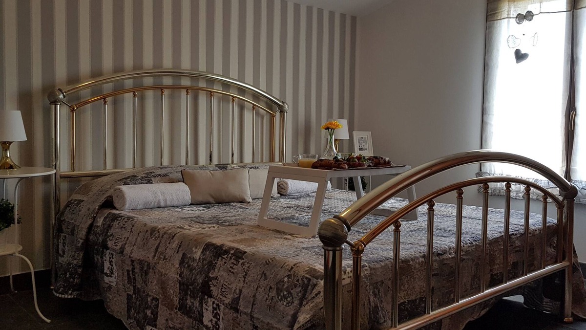 Acradina Apartment | Barolo houses with large terrace and swimming pool for the whole family