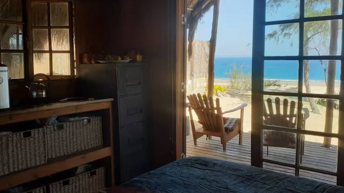 Inhambane Cottage | Barra Beach - Stunning sea view, charming cottage - 4x4