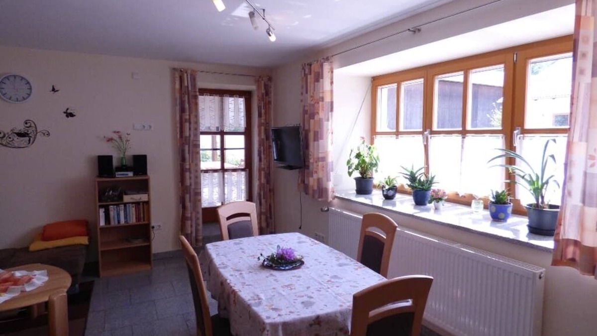 Chamerau Apartment | Barrierefreie Wohnung (55 qm) im Erdgeschoss für 1-2 Personen
