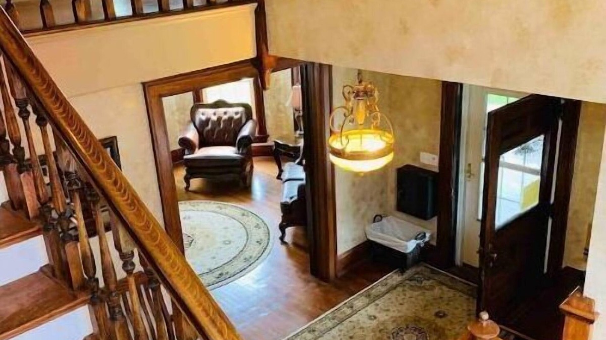 Olean House | Barry Street Historical Home - Partial