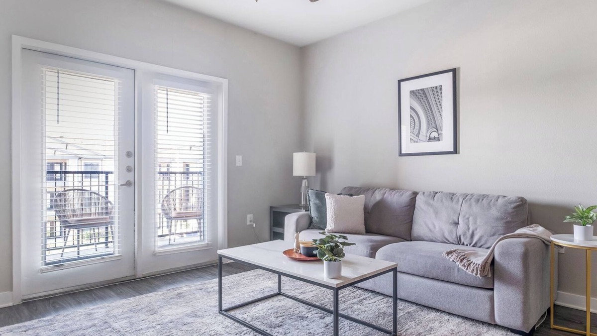 Katy Apartment | Barsala l Bright 2BD Apt: Grill Stations, fast Wi-Fi