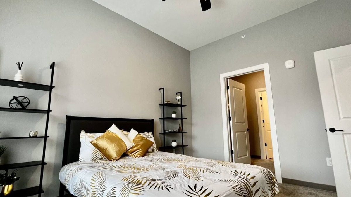 Ohio City Apartment | Barsala l Modern 2BD in Duck Island neighborhood!