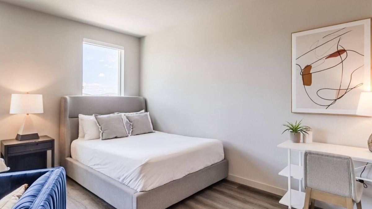 Reno/Tahoe Airport Apartment | Barsala l Modern RENO Studio with Fitness Center and Pool