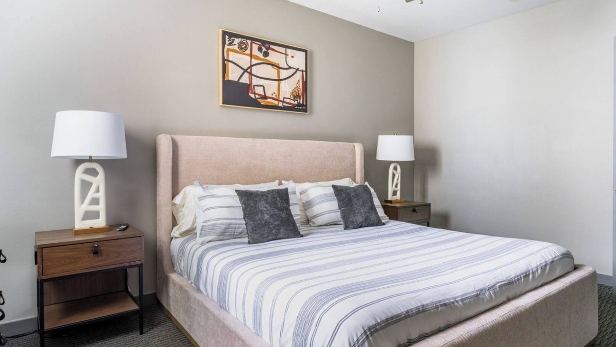 University District Apartment | Barsala l Stylish 2BD City Escape Near Midtown & Medical District