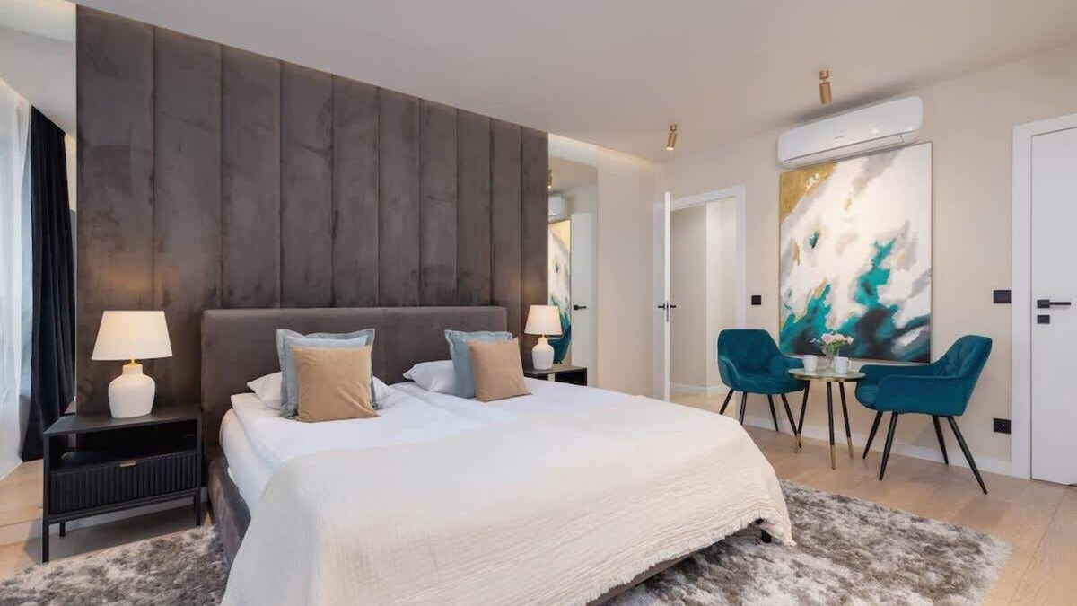 City Centre Apartment | Barska 69 | Kraków | Prestigious Apartment | Parking