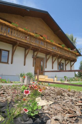 gmina Miejsce Piastowe House | Base Camp Carpathia