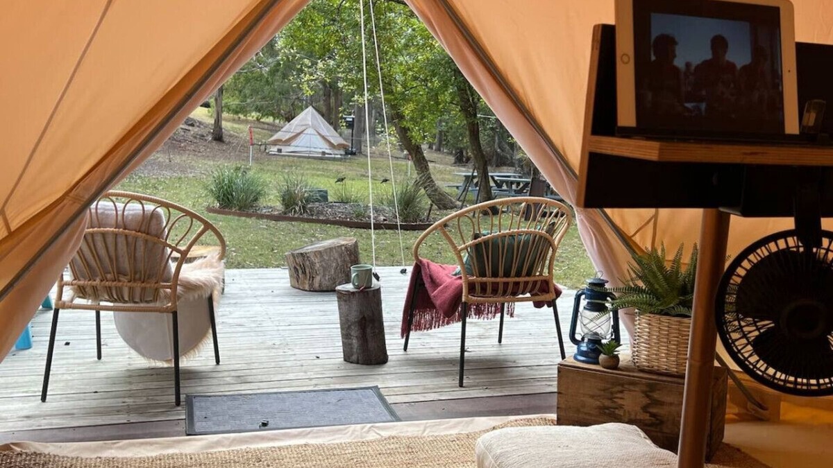 Alonnah RV Rental | Base Glamp Bruny - Near Hotel Bruny, heated tents