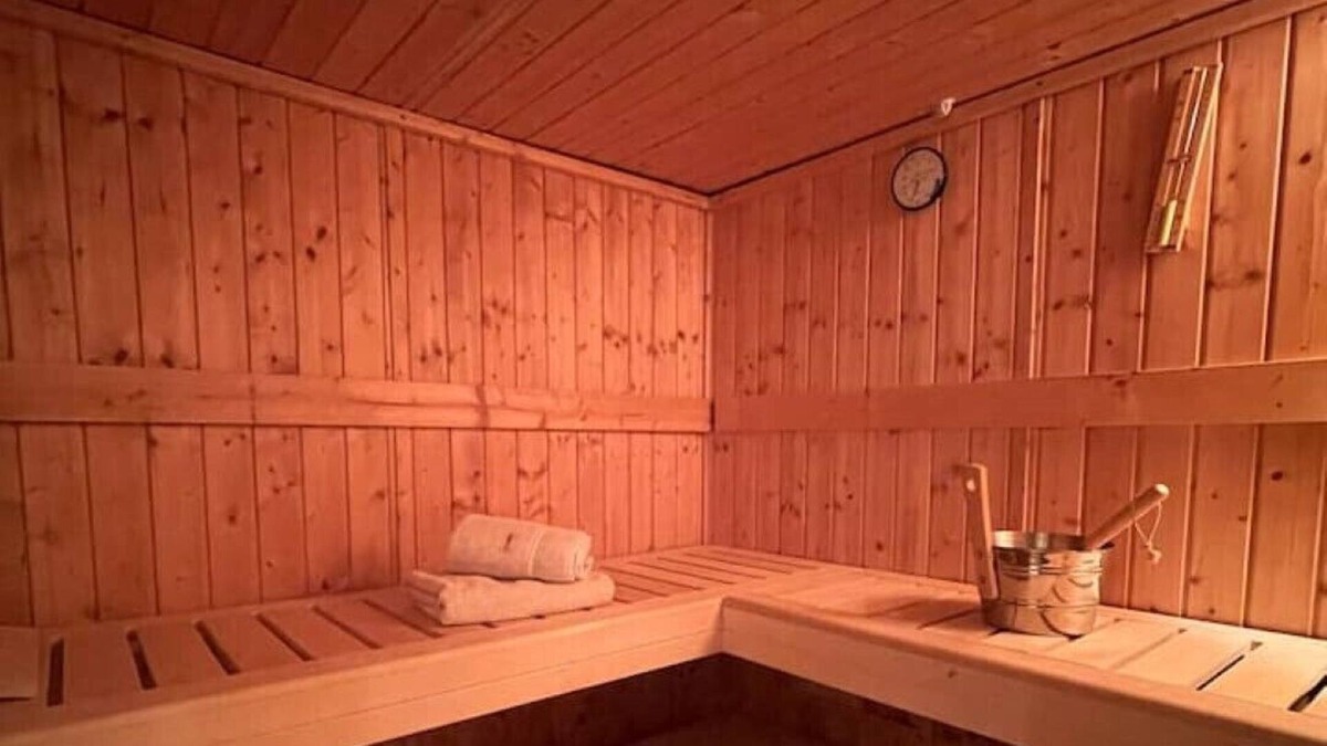 Mundelheim Apartment | Basement apartment with private sauna (incl.)