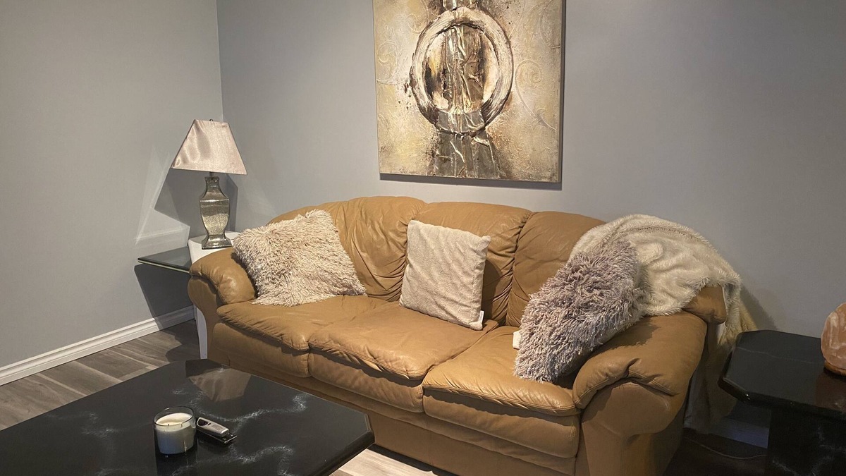 St. Albert House | Basement suite in a quiet, safe neighborhood! Discount on longer stays!