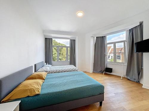 Koekelberg Apartment | Basilique Brussels 1