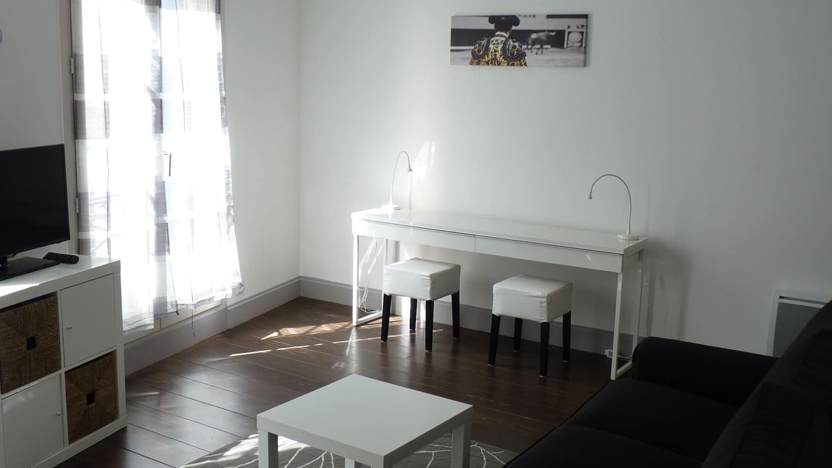 Bayonne Apartment | Basque Country Biarritz Bayonne Charming Furnished