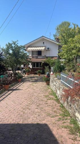 Albera Ligure Apartment | BassottHouse