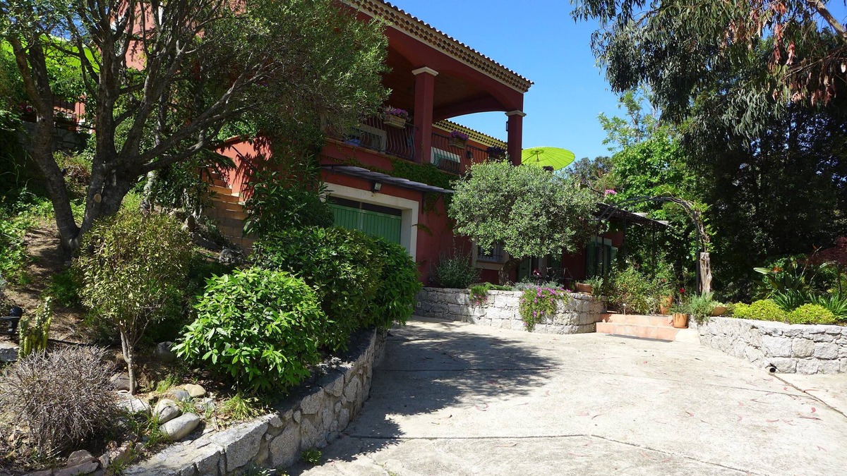 Bastelicaccia Villa | Bastelicaccia: House/Villa - BASTELICACCIA
