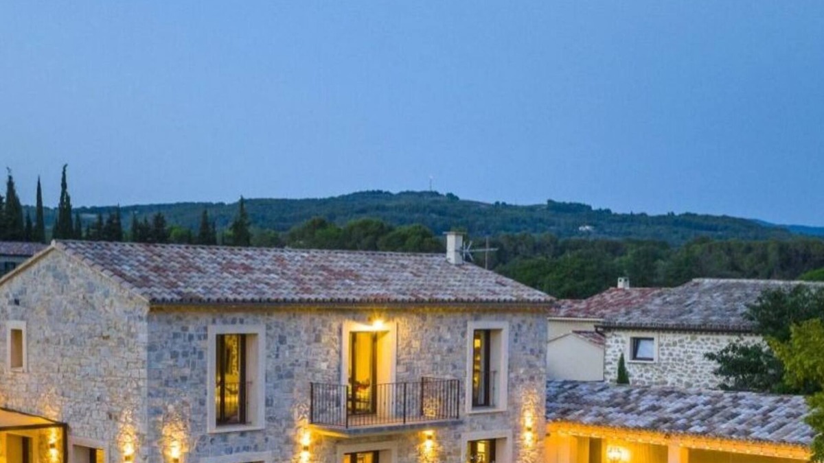Saint-Romain-en-Viennois House | BASTIDE 5* PRESTIGE -18 PEOPLE -HEATED POOL JACUZZI SAUNA CHILDREN'S PLAY AREA