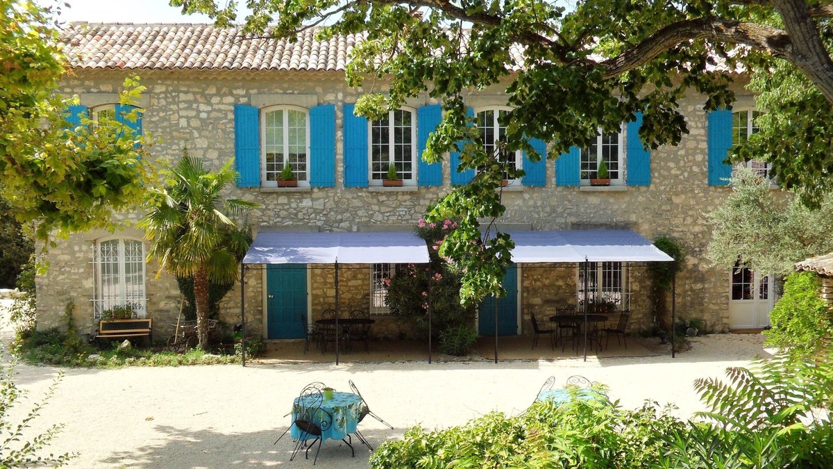 Fontaine-de-Vaucluse Apartment | Bastide De La Lézardière