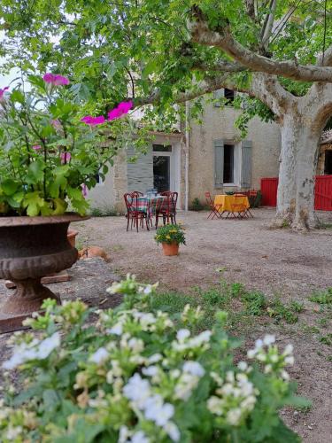 Mallemort House | Bastide de la Couloubre