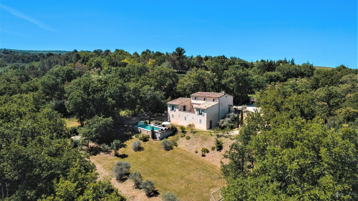 Apt Villa | Bastide with heated swimming pool in the Luberon Provençal