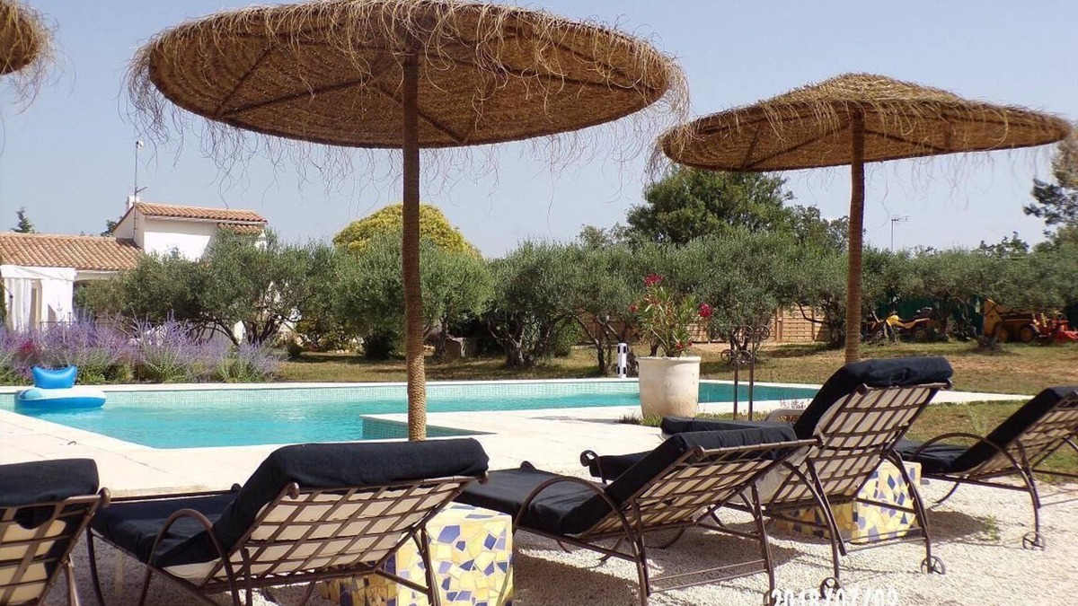 Pignans Condo | Bastidon provencal for 4 people, adult only.